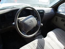 1998 TOYOTA TACOMA WHITE STD CAB 2.4L MT 2WD Z16240
